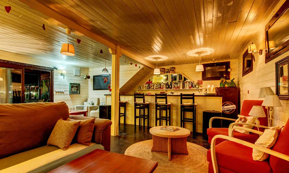 Greenline Guest House Restaurant & Bar